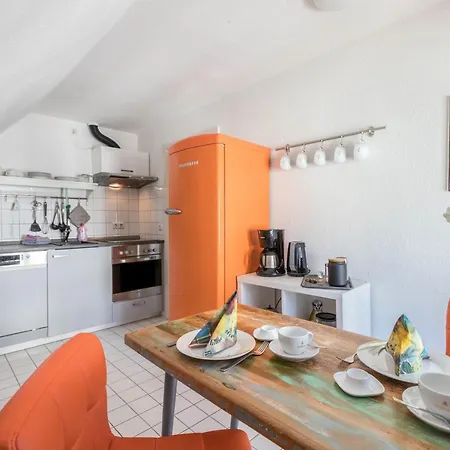 Blumenhaus-apartment * Friedrichstadt